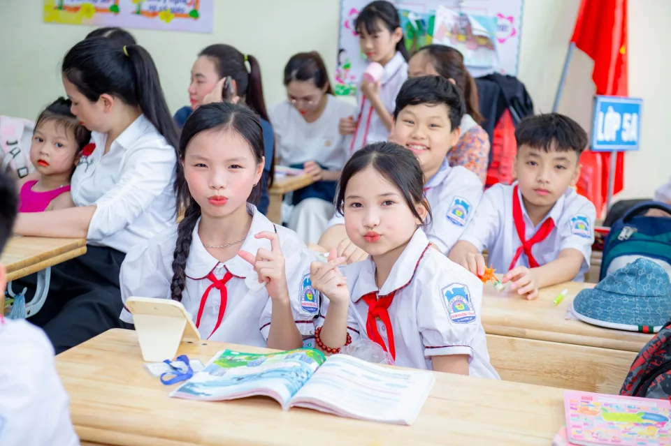 Học viên thuyết trình